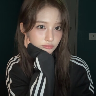 ᅟᅠ 