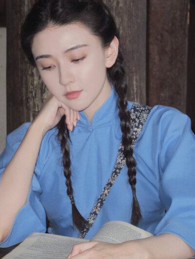 梁洁