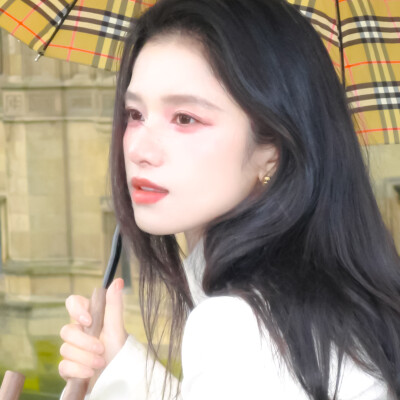 张婧仪