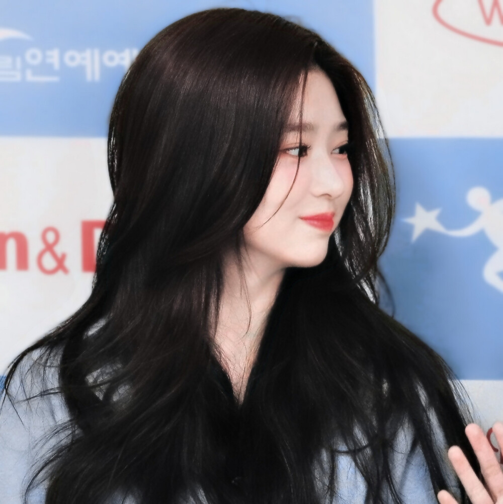 Found it in the corner＃—《角落的日记本》^写着声声泪恋