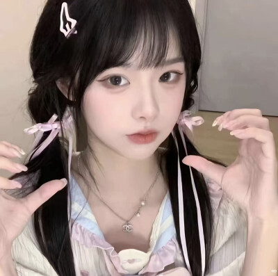 ɢᴇɴᴛʟᴇɴᴇss ɪs ᴛʜᴇ ᴛʀᴇᴀsᴜʀᴇ ᴏғ ᴛʜᴇ wᴏʀʟᴅ.
温柔是人间宝藏。