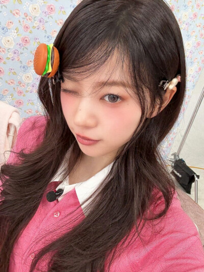 ILLIT moka境萌花