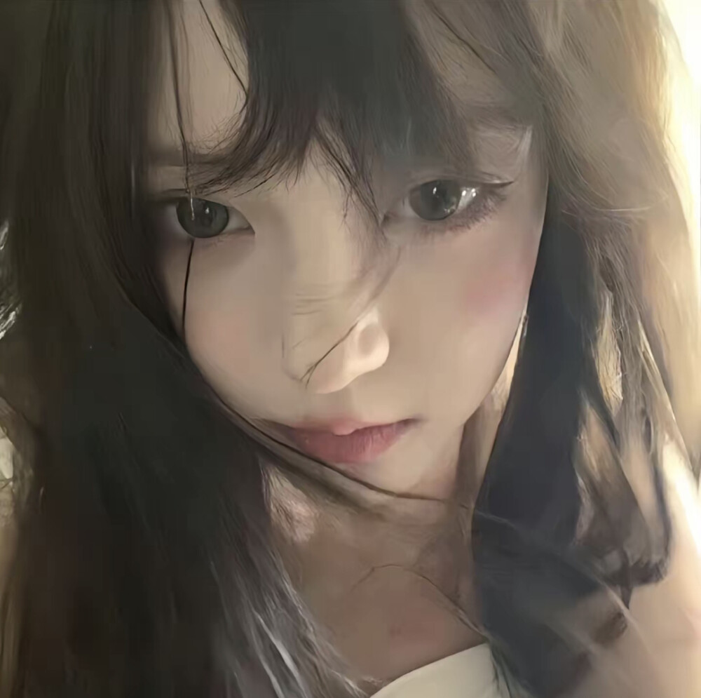 ʸᵒᵘ ᵃʳᵉ ᵇᵃᶜᵏˡⁱᵗ ʷⁱᵗʰ ᵃˡˡ ᵗʰᵉ ᵍᵒᵒᵈ ᵗʰⁱⁿᵍˢ ⁱⁿ ᵗʰⁱˢ ʷᵒʳˡᵈ.
你逆光而来 配得上这世间所有的好。