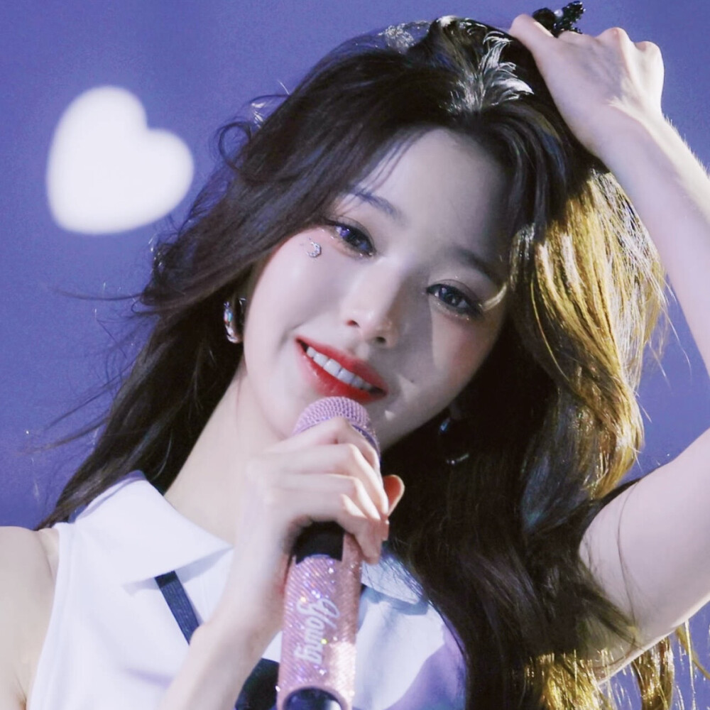 for_102days | 张元英