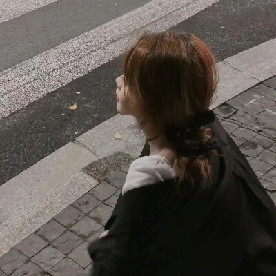 女头