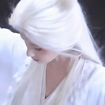 陈都灵