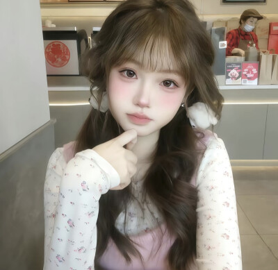 ʸᵒᵘ ᵃʳᵉ ᵇᵃᶜᵏˡⁱᵗ ʷⁱᵗʰ ᵃˡˡ ᵗʰᵉ ᵍᵒᵒᵈ ᵗʰⁱⁿᵍˢ ⁱⁿ ᵗʰⁱˢ ʷᵒʳˡᵈ.
你逆光而来 配得上这世间所有的好。