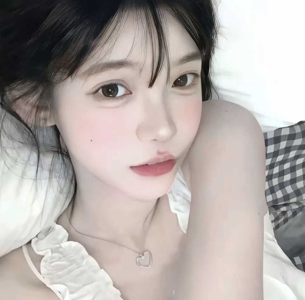 ɢᴇɴᴛʟᴇɴᴇss ɪs ᴛʜᴇ ᴛʀᴇᴀsᴜʀᴇ ᴏғ ᴛʜᴇ wᴏʀʟᴅ.
温柔是人间宝藏。