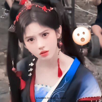 鞠婧祎