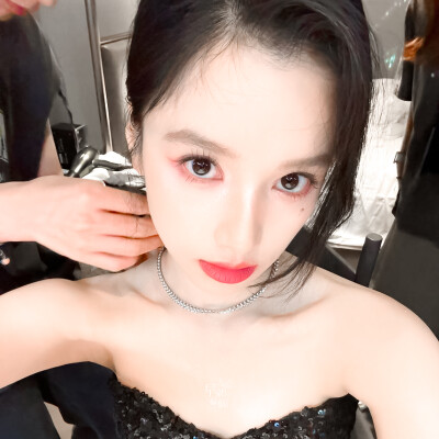 张婧仪