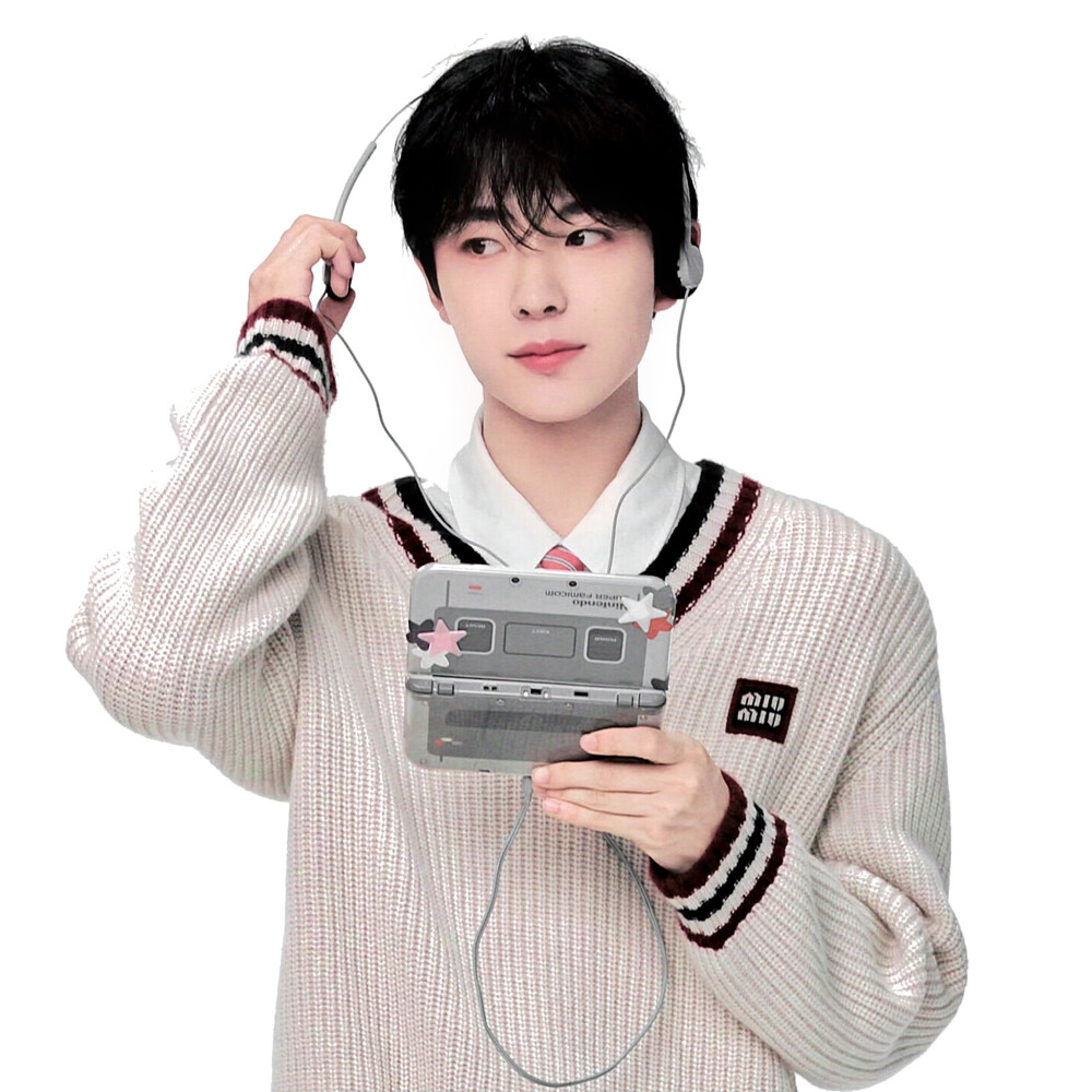 我是前田陸 今天就是中国的情人节了 我也来官宣我对象了 我对象是得能勇志
我们其实在8.12日就已经官宣了 但是为了尊重中国的节日 我选择再次官宣一遍 我对象得能勇志
那么中国的西珍妮们祝福我们这对佳人好吗 