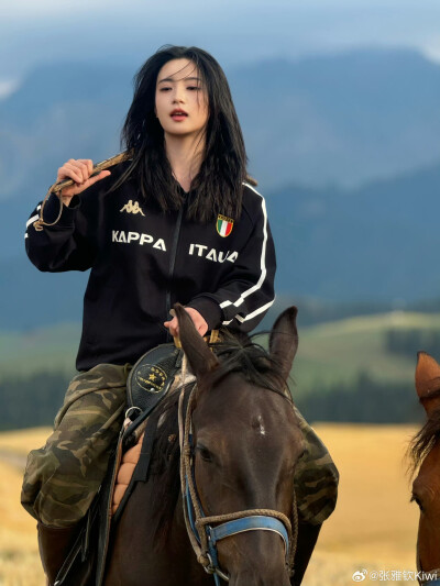 张雅钦