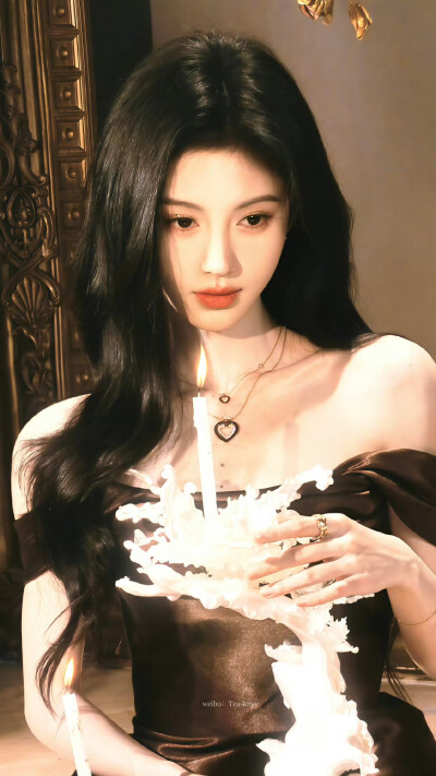 鞠婧祎