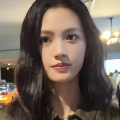 墨绿