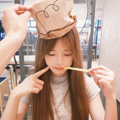 想做只小猫陪在你身边૮₍˶•ᴗ•˶₎ა