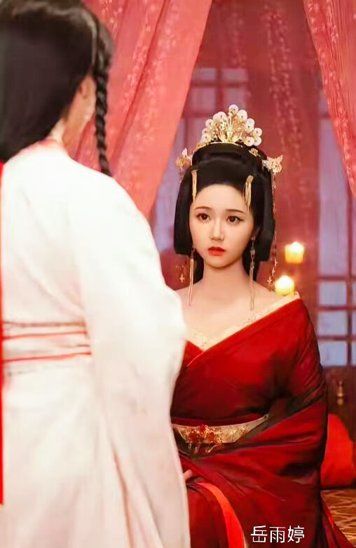 岳雨婷