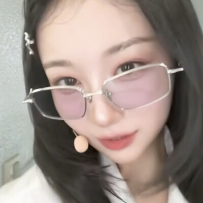 山田楓套图可二改
©一只多多鱼