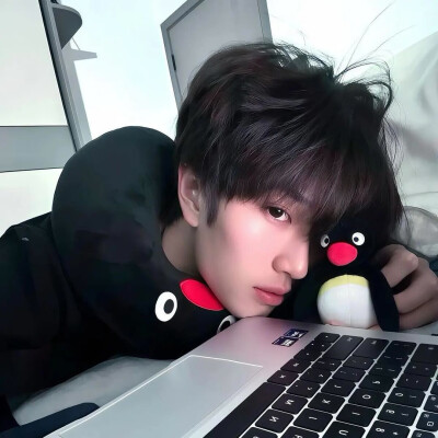 想做只小猫陪在你身边૮₍˶•ᴗ•˶₎ა