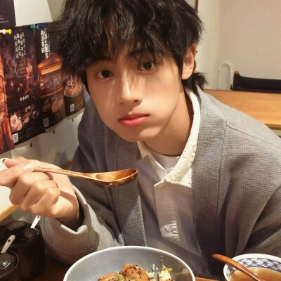 少驼背少思猫肯知道吗˶˃ᵕ˂˶