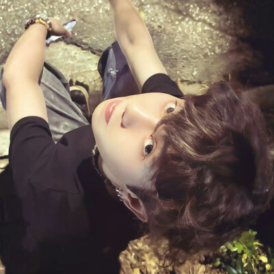 少驼背少思猫肯知道吗˶˃ᵕ˂˶