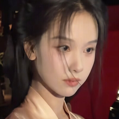 陈都灵