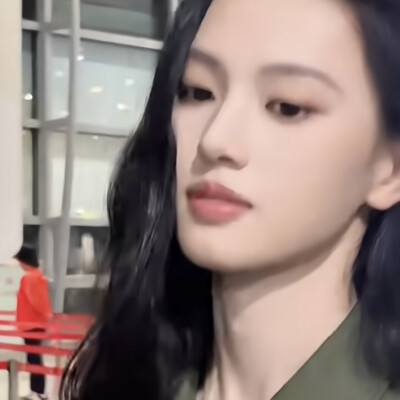 墨绿