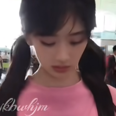 粉色