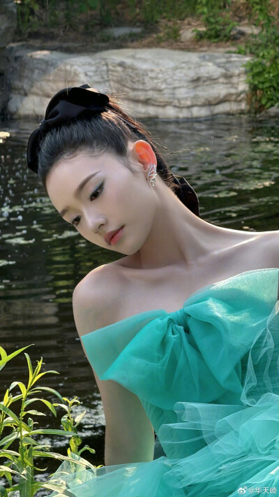 林允