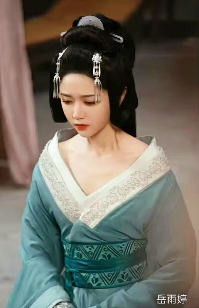 岳雨婷