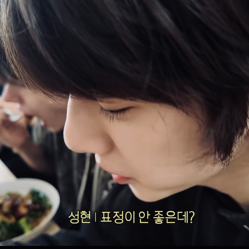 要和你同手同脚的走下去