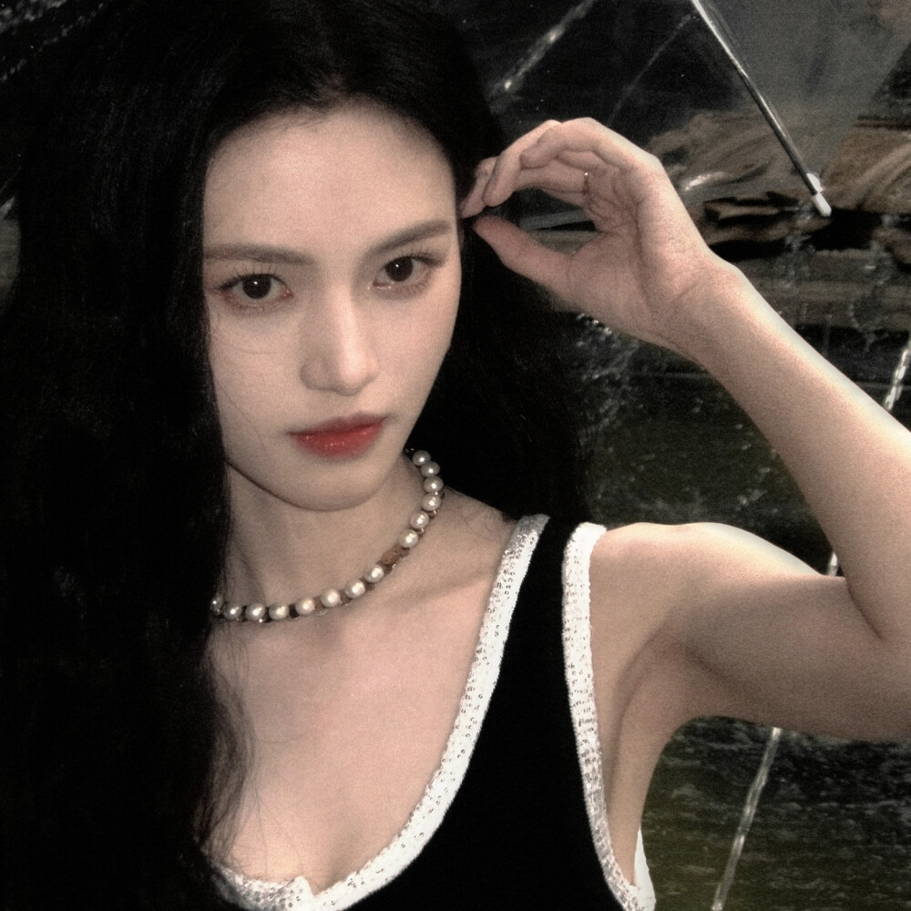 我是黑白哑剧 你是峥然音