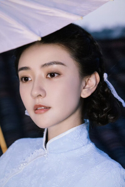 梁洁
