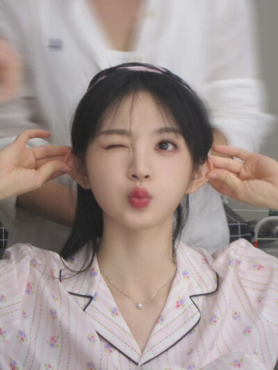 田曦薇
