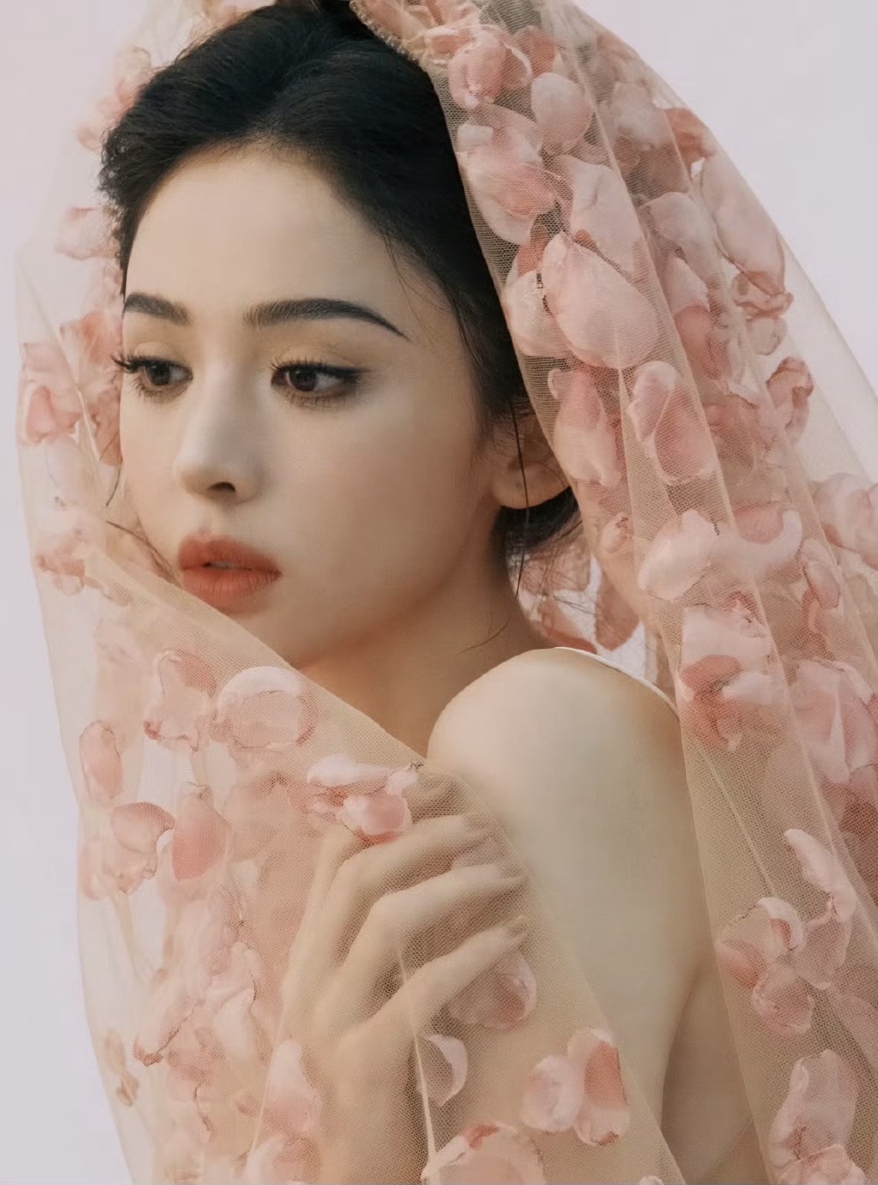 娜扎