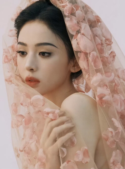 娜扎