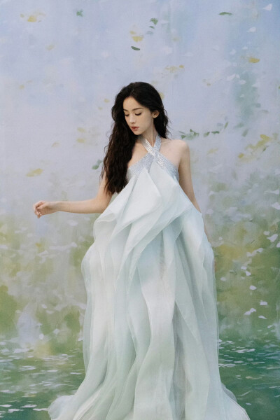 娜扎