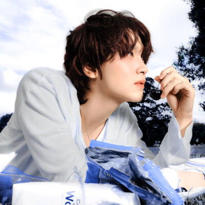 
1989年的蝉鸣^玻璃弹珠滚过地板、Lime soda