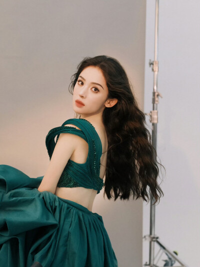 娜扎