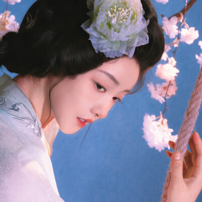 姜贞羽