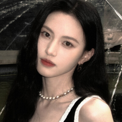 我是黑白哑剧 你是峥然音