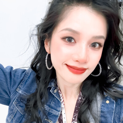 张婧仪