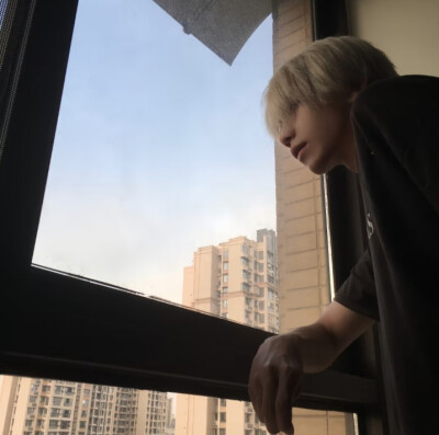 不联系的日子里 是互相比狠心 还是如你所愿