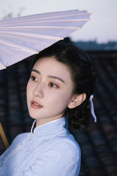 梁洁