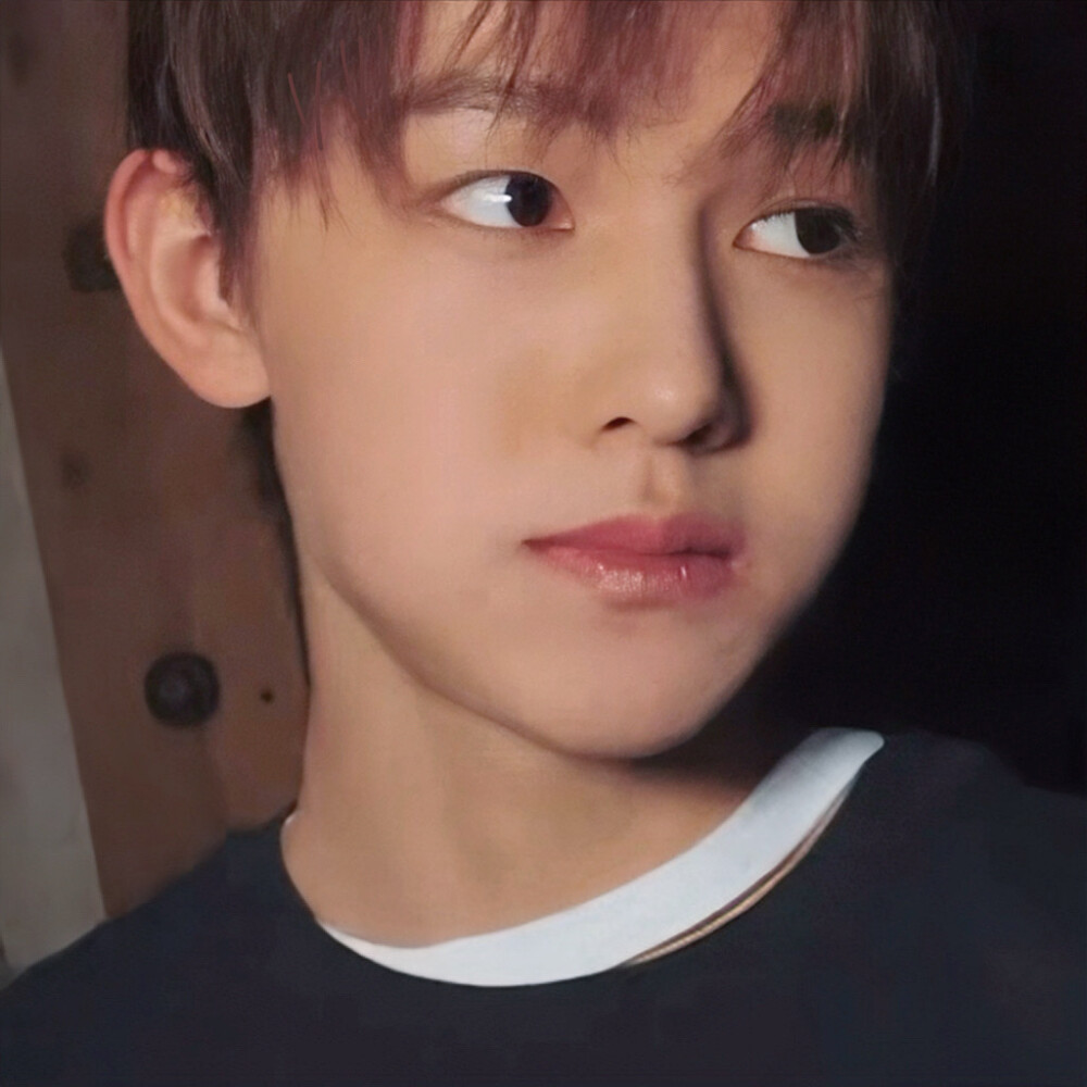 这个严成玹咋这么萌