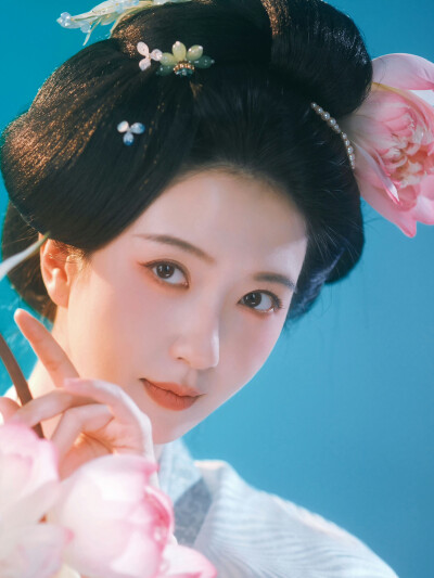 许龄月