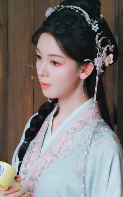 陈瑶