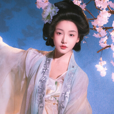 姜贞羽
