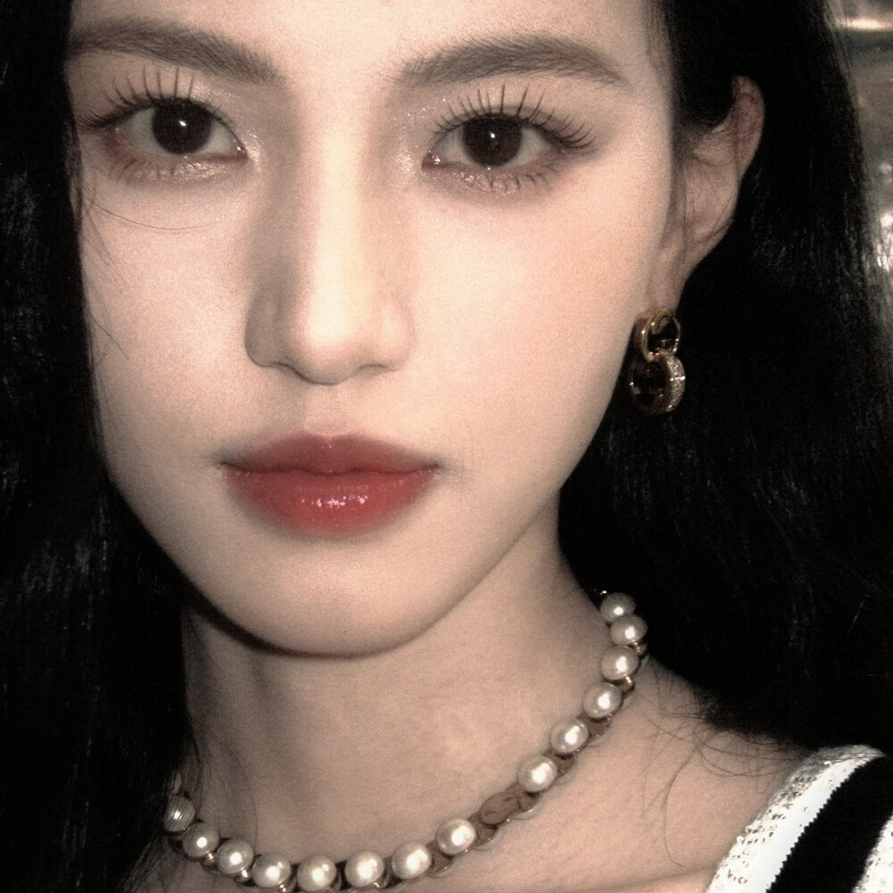 我是黑白哑剧 你是峥然音