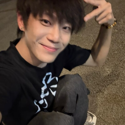 不联系的日子里 是互相比狠心 还是如你所愿