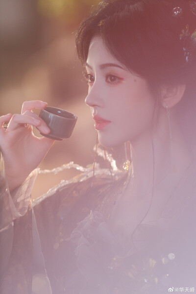 鞠婧祎